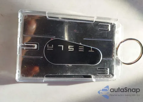 2022 Tesla Model Y Long Range Dual Motor All-Wheel Drive из США, поврежденный, VIN 7SAYGDEE1NF480037